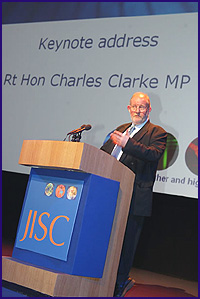 Fig 1 Photo (28K): Charles Clarke delivers his keynote speech at 2003 JISC Conference