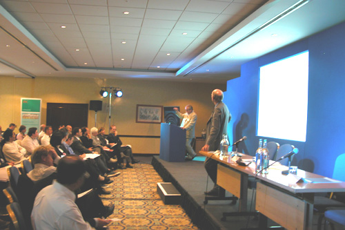 photo (71KB) : Graham Cameron, Associate Director at EBI, opens the Conference with his Keynote Speech